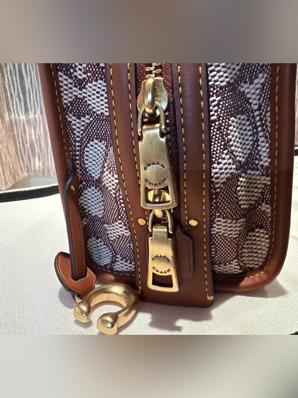 RARE Coach Coachies Winkie Rogue 17 Limited Edition Crossbody Bag - Picture 11 of 16